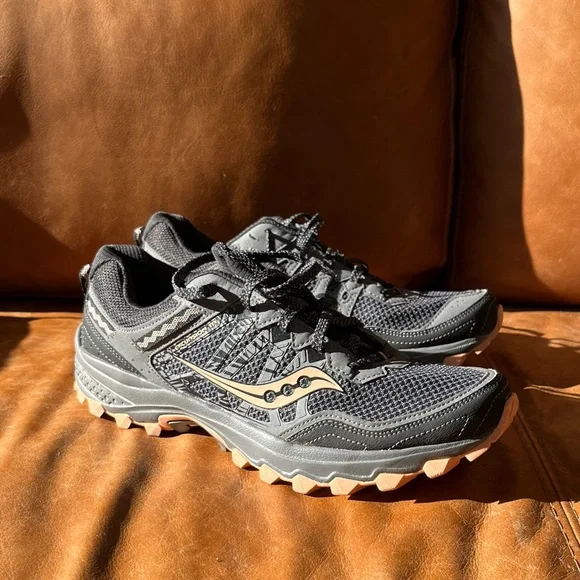 Saucony Excursion Trail Running Women’s Black and Peachy Pink Athletic Shoes - Picture 2 of 13